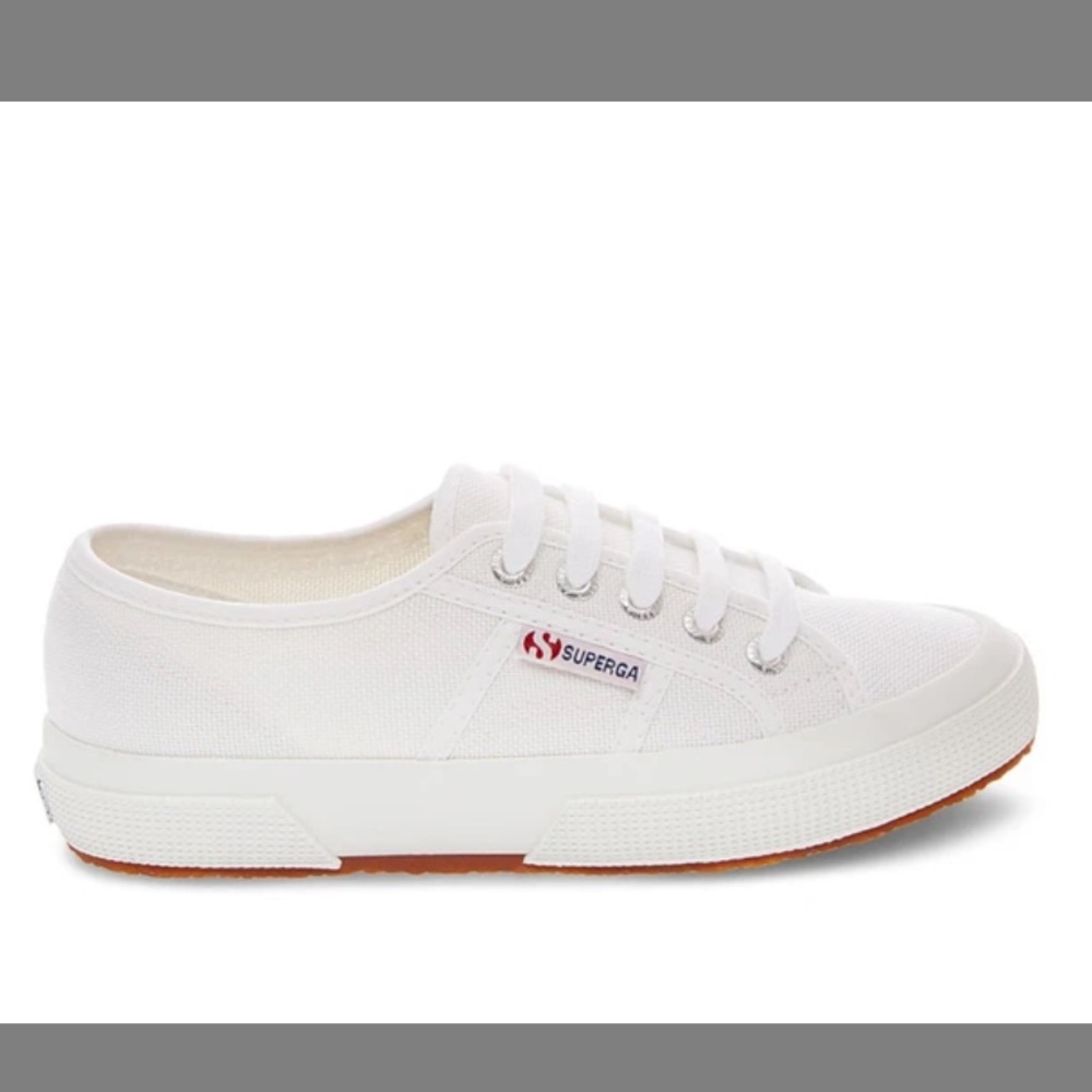 Superga 2750 Cotu Classic White tennis shoe
